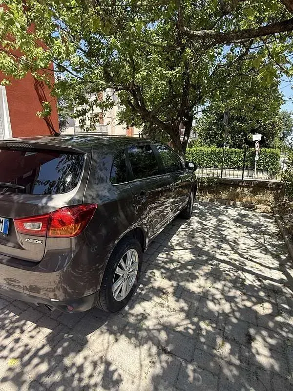 Usata Mitsubishi ASX Invite 117 CV (86 kW) 2013 SUV