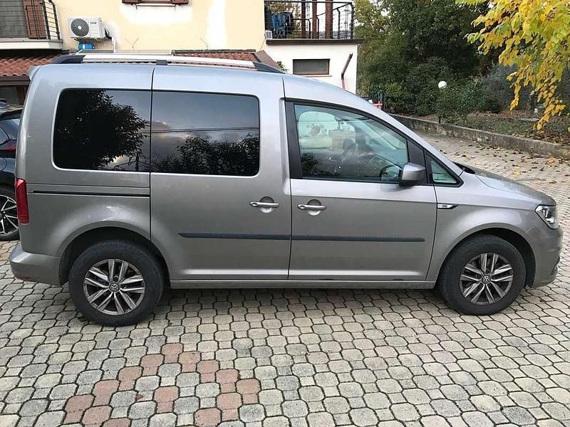 Usata VW Caddy 102 CV (75 kW) 2020 Beige Monovolume
