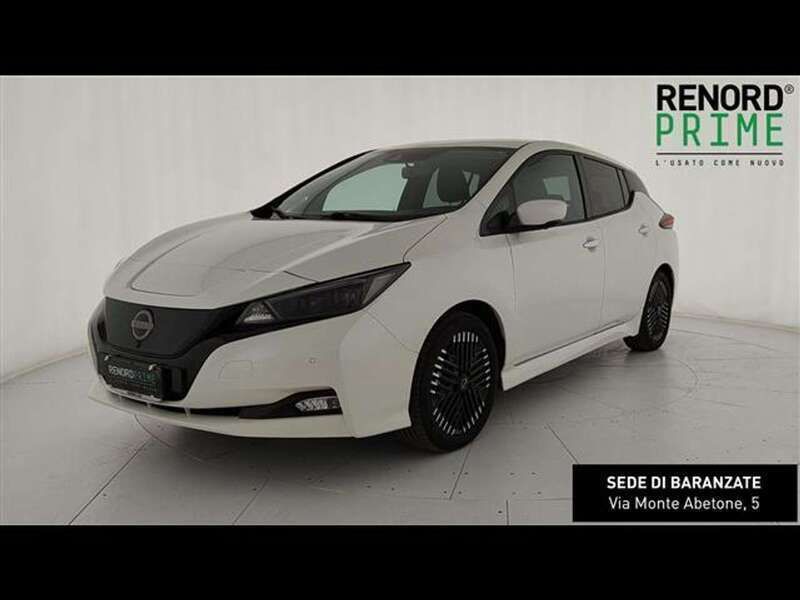 Bianco Usata 2023 Nissan Leaf N-Connecta Due volumi | 21.890 € (Molto cara) - Immagine 1/3