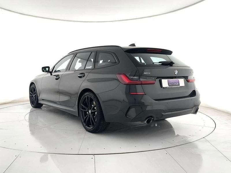 Usata BMW 330 M Sport 286 CV (210 kW) 2021 Grigio metallizzato Station wagon