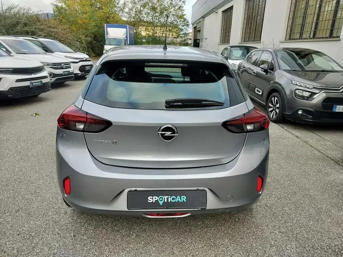 Usata Opel Corsa Edition 56 kW (77 CV) 2020 Argento Utilitaria