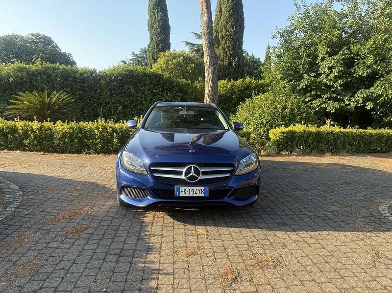 Usata Mercedes C220 Business 170 CV (125 kW) 2017 Blu/azzurro Station wagon
