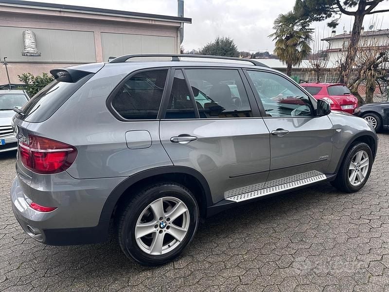 Usata BMW X5 245 CV (180 kW) 2012 Grigio SUV