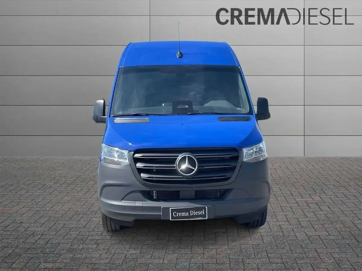 Usata Mercedes Sprinter 114 CV (83 kW) 2025 Blu/azzurro Furgone