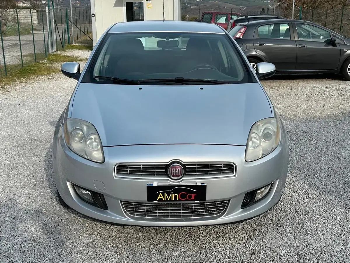Usata Fiat Bravo Dynamic 120 CV (88 kW) 2010 Grigio Utilitaria