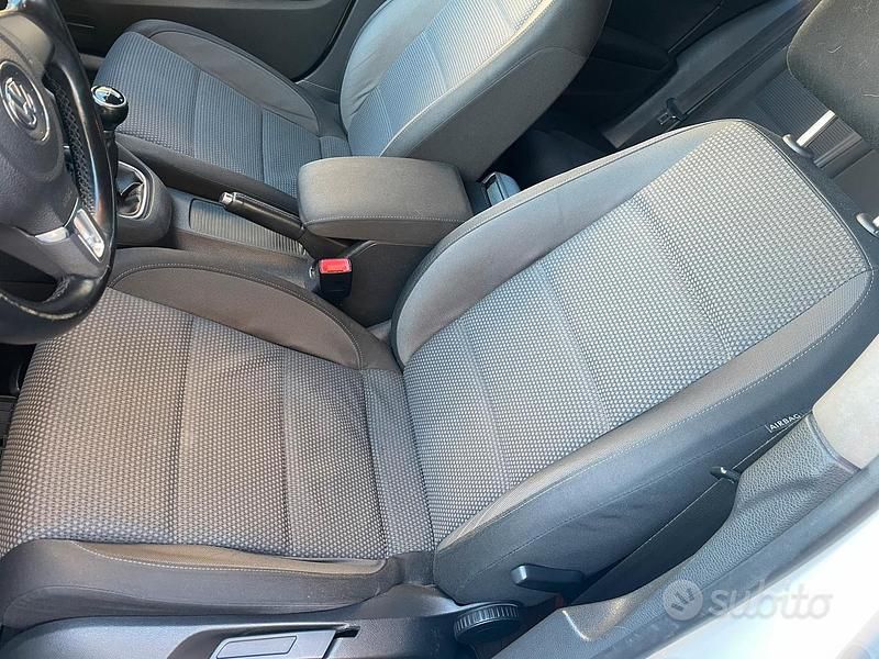 Usata VW Golf VI Comfortline 110 CV (80 kW) 2010 Utilitaria