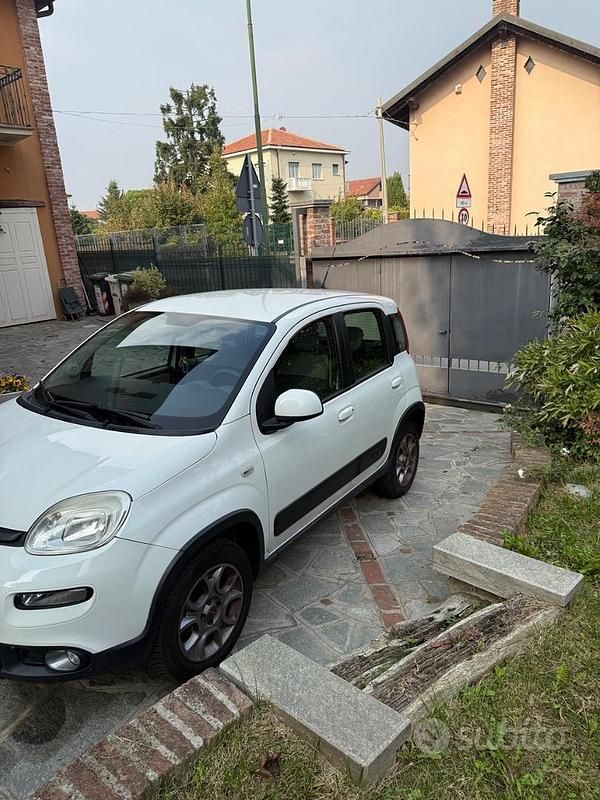 Usata Fiat Panda 4x4 85 CV (62 kW) 2013 Utilitaria