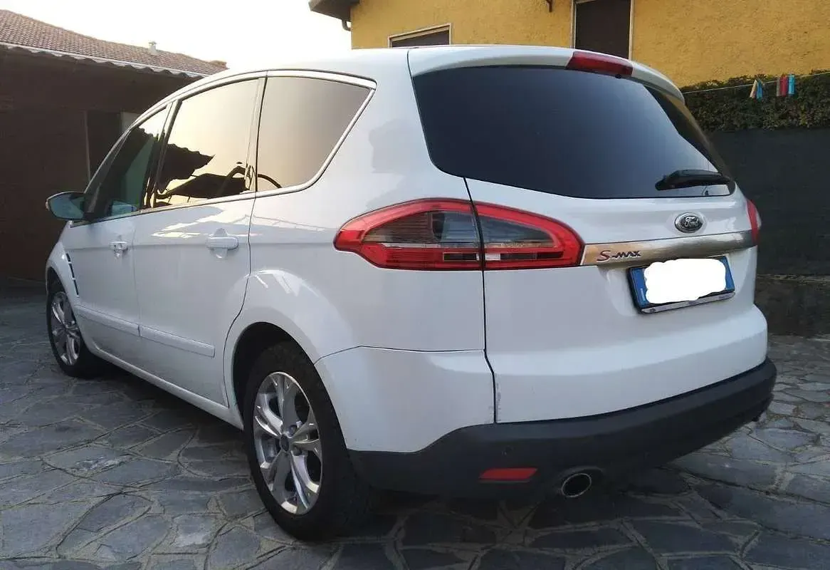 Usata Ford S-MAX Titanium 200 CV (147 kW) 2012 Bianco Monovolume