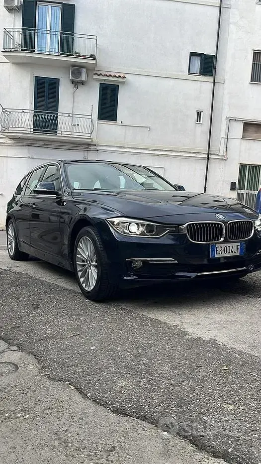 Usata BMW 320 Luxury Line 184 CV (135 kW) 2013 Nero Station wagon