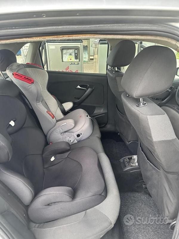 Usata VW Polo 75 CV (55 kW) 2009 Grigio Utilitaria