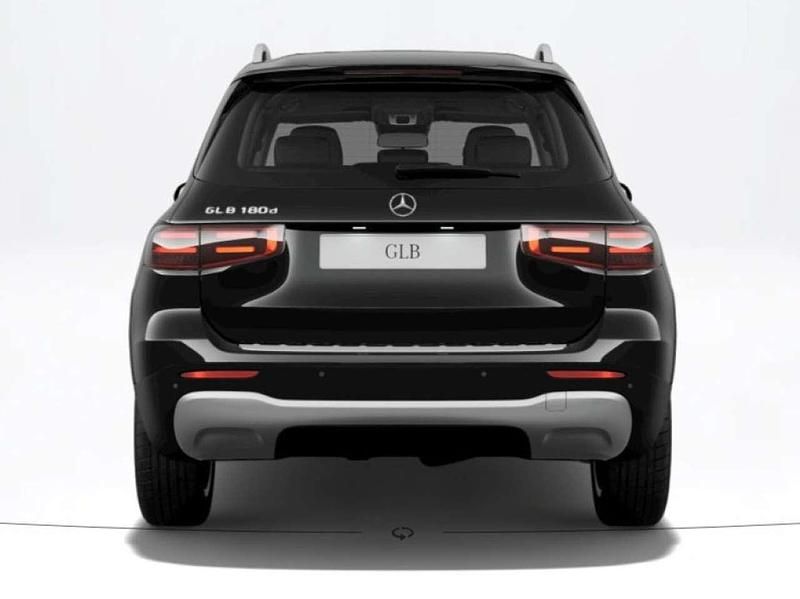 Nuova Mercedes GLB180 Executive 116 CV (85 kW) 2026 Nero / pastello SUV