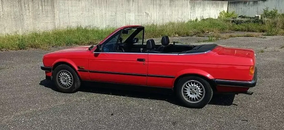 Usata BMW 320 Cabriolet Efficient Dynamics 129 CV (94 kW) 1988 Rosso Cabrio