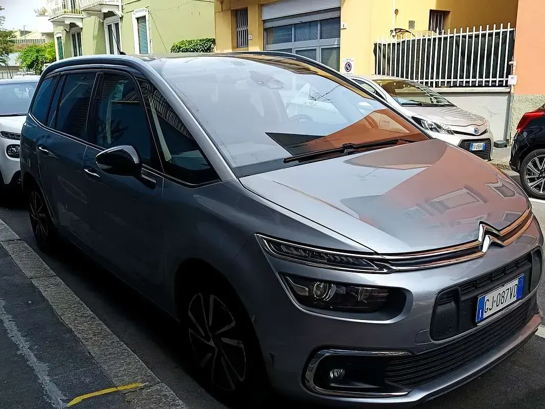 Usata Citroën C4 SpaceTourer Shine 131 CV (96 kW) 2022 Grigio Monovolume