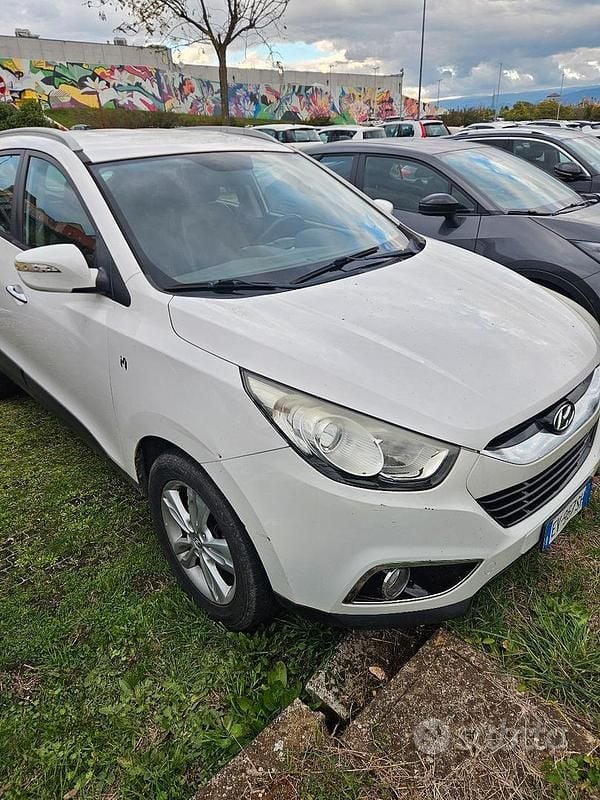 Käytetty Hyundai ix35 135 HP (99 kW) 2012 Valkoinen Katumaasturi