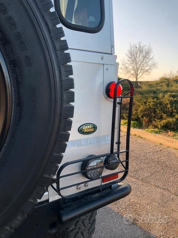 Usata Land Rover Defender 2007 Grigio SUV