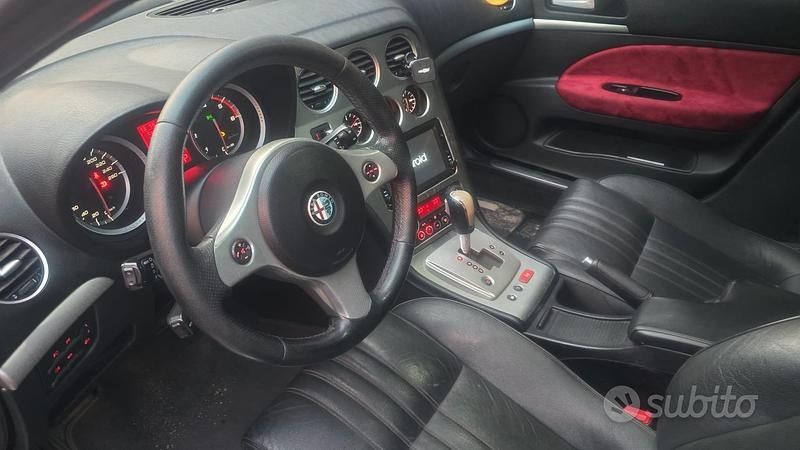 Usata Alfa Romeo 159 120 CV (88 kW) 2009 Rosso Berlina