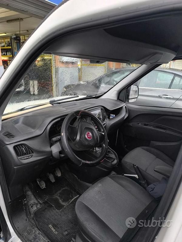 Usata Fiat Doblò 2015 Bianco Monovolume