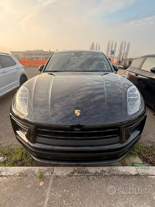 Usata Porsche Macan 265 CV (194 kW) 2024 Nero SUV