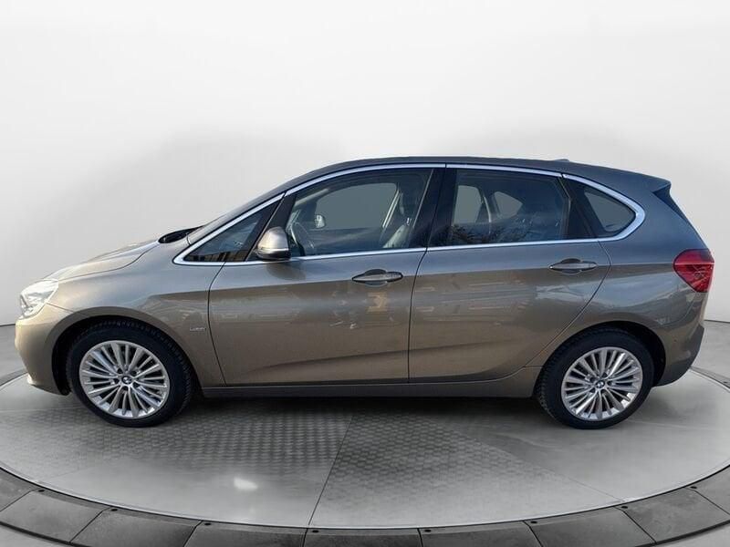 Usata BMW 216 Active Tourer Luxury Line 116 CV (85 kW) 2016 Grigio Monovolume