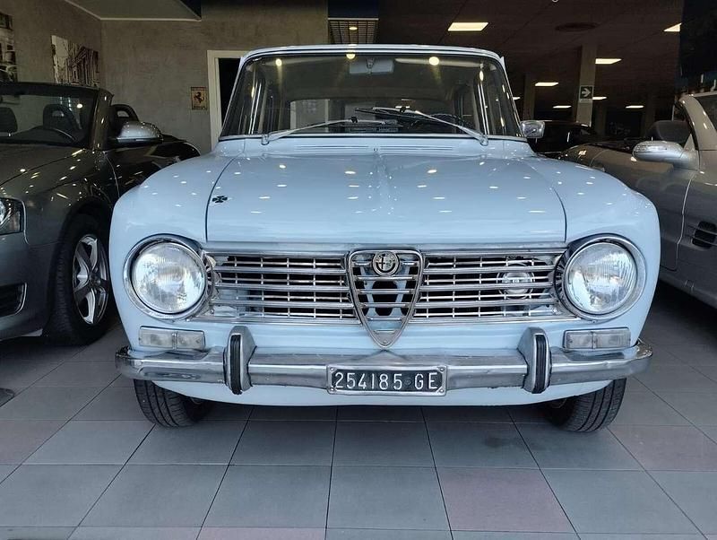 Blu/azzurro Usata 1965 Alfa Romeo Giulia Tre volumi | 13.500 € - Immagine 1/4