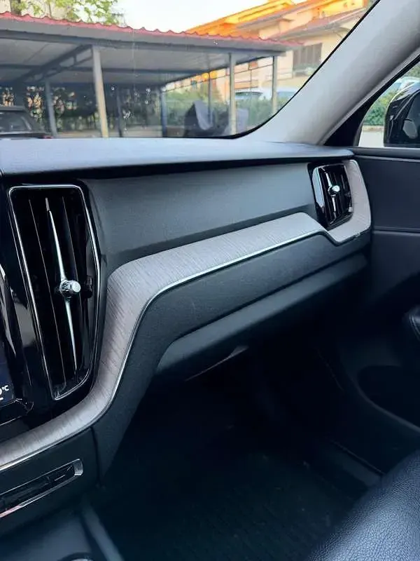 Usata Volvo XC60 Inscription 190 CV (139 kW) 2018 Nero SUV