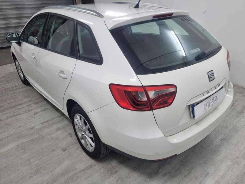 Usata Seat Ibiza ST CONNECT 90 CV (66 kW) 2015 Bianco Station wagon
