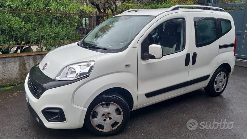 Usata Fiat Qubo Trekking 95 CV (69 kW) 2017 Bianco Monovolume