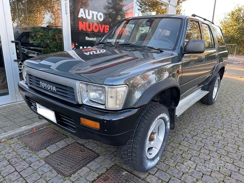 Usata Toyota 4 Runner 89 CV (65 kW) 1991 Grigio SUV