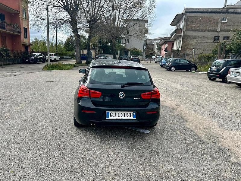 Usata BMW 116 Efficient Dynamics 116 CV (85 kW) 2017 Nero Utilitaria