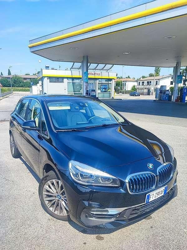Usata 2018 BMW 225 Active Tourer iPerformance Monovolume | 15.500 € (Buon prezzo) - Immagine 1/4