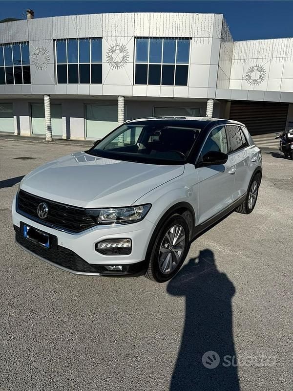 Usata VW T-Roc Style 116 CV (85 kW) 2018 Bianco SUV