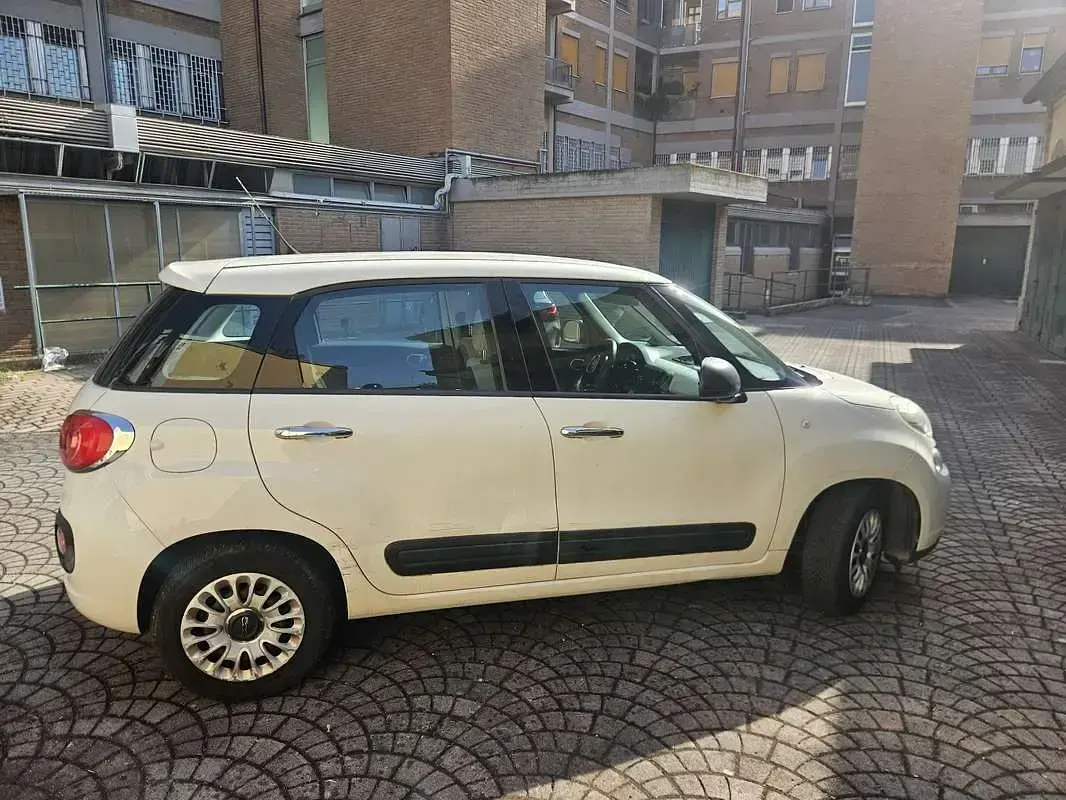 Usata Fiat 500L Pop Star 95 CV (69 kW) 2013 Monovolume
