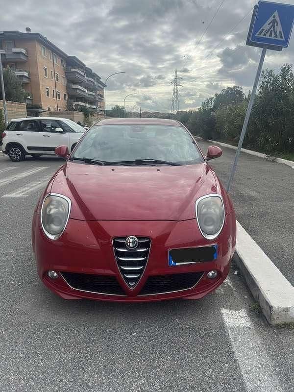 Rosso Usata 2015 Alfa Romeo MiTo Distinctive Utilitaria | 5600 € (Ottimo prezzo) - Immagine 1/4