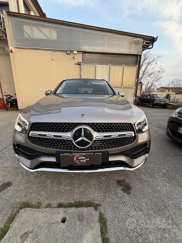 Usata Mercedes GLC220 Premium Plus 194 CV (142 kW) 2022 Grigio SUV