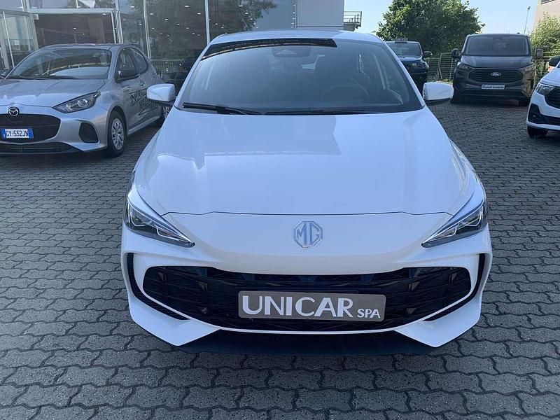 Nuova MG MG3 Comfort 116 CV (85 kW) 2026 Dover white Utilitaria