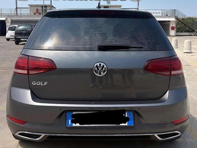 Usata VW Golf VII Highline 116 CV (85 kW) 2018 Grigio Berlina