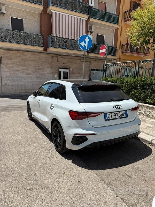 Usata Audi A3 S-Line 150 CV (110 kW) 2024 Bianco Berlina