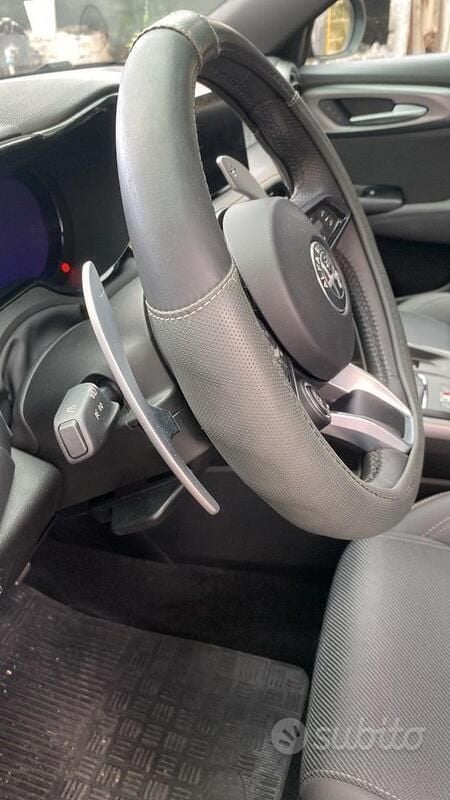 Usata Alfa Romeo Tonale 131 CV (96 kW) 2024 Nero SUV