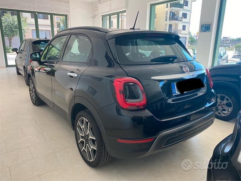 Usata Fiat 130 Cross 130 CV (95 kW) 2021 Nero Station wagon