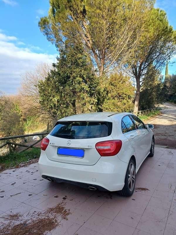 Usata Mercedes A180 Executive 109 CV (80 kW) 2014 Bianco Berlina