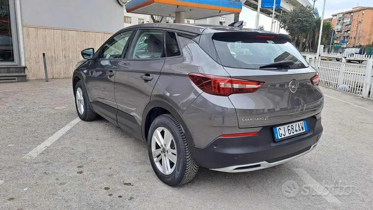 Usata Opel Grandland X 131 CV (96 kW) 2022 Grigio SUV