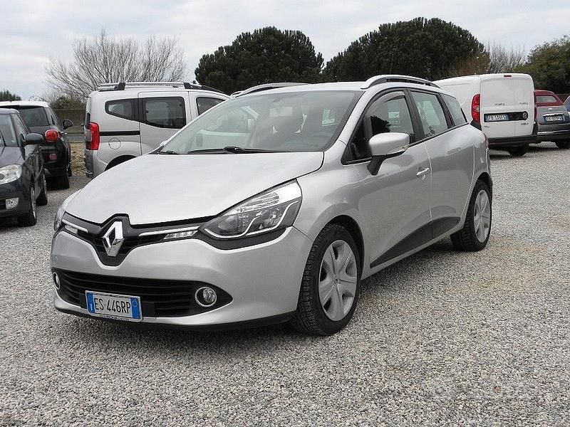 Usata Renault Clio GrandTour 75 CV (55 kW) 2013 Grigio Station wagon