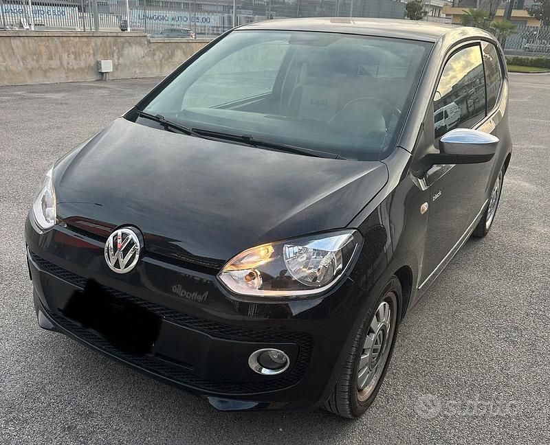 Nero Usata 2012 VW up! Due volumi | 4800 € (Buon prezzo) - Immagine 1/4