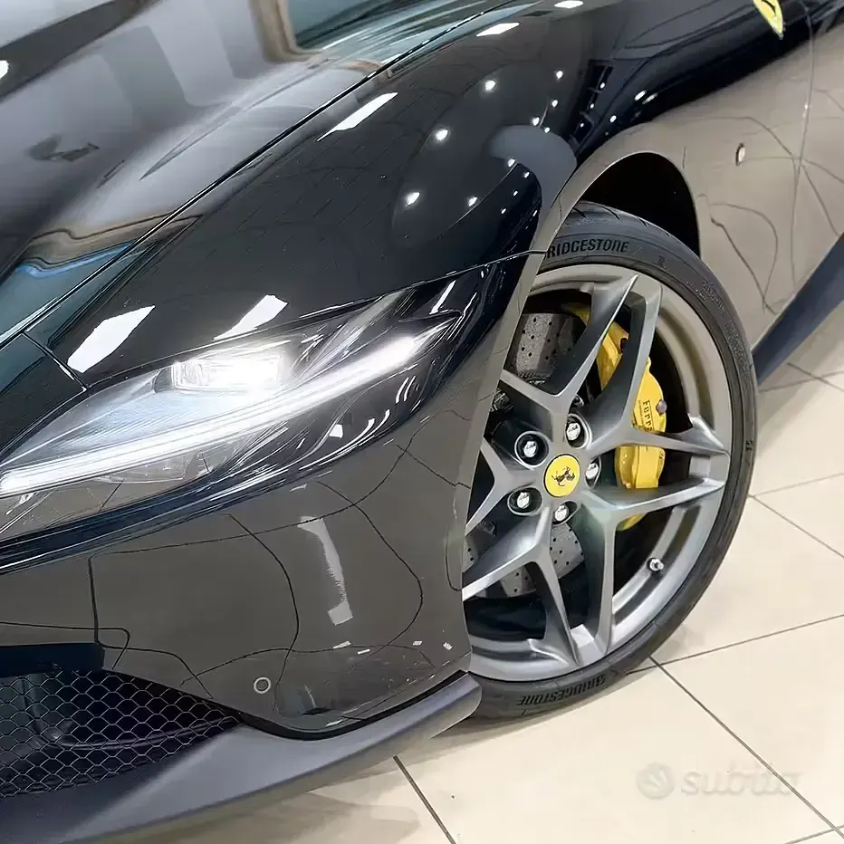 Usata Ferrari Roma 620 CV (456 kW) 2023 Nero Coupé