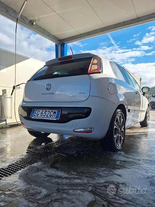 Usata Fiat Punto Evo 2011 Utilitaria