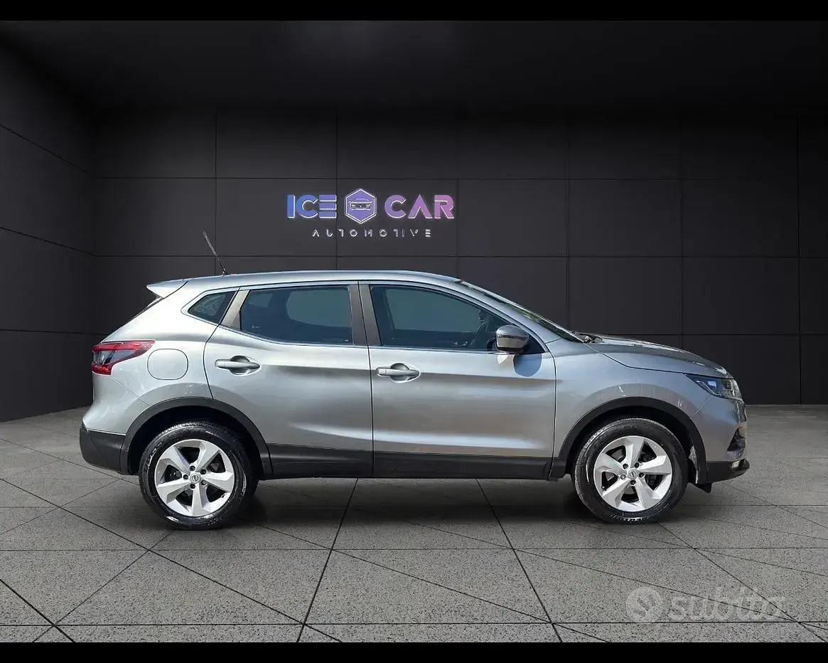 Usata Nissan Qashqai N-Connecta 116 CV (85 kW) 2019 Grigio SUV