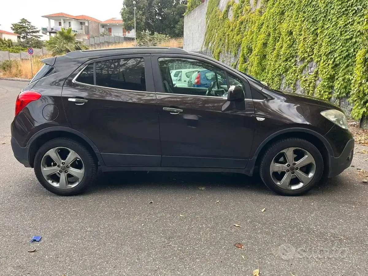 Usata Opel Mokka 131 CV (96 kW) 2013 Marrone SUV