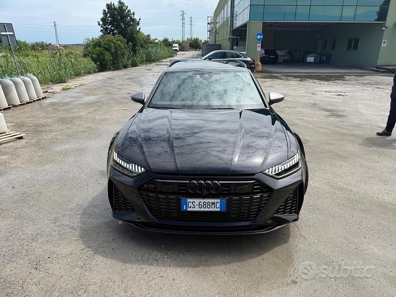 Nero Usata 2024 Audi RS6 Performance Station wagon | 115.000 € (Cara) - Immagine 1/4