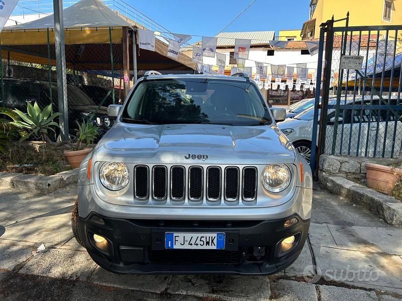 Usata Jeep Renegade Limited 140 CV (102 kW) 2017 Grigio SUV