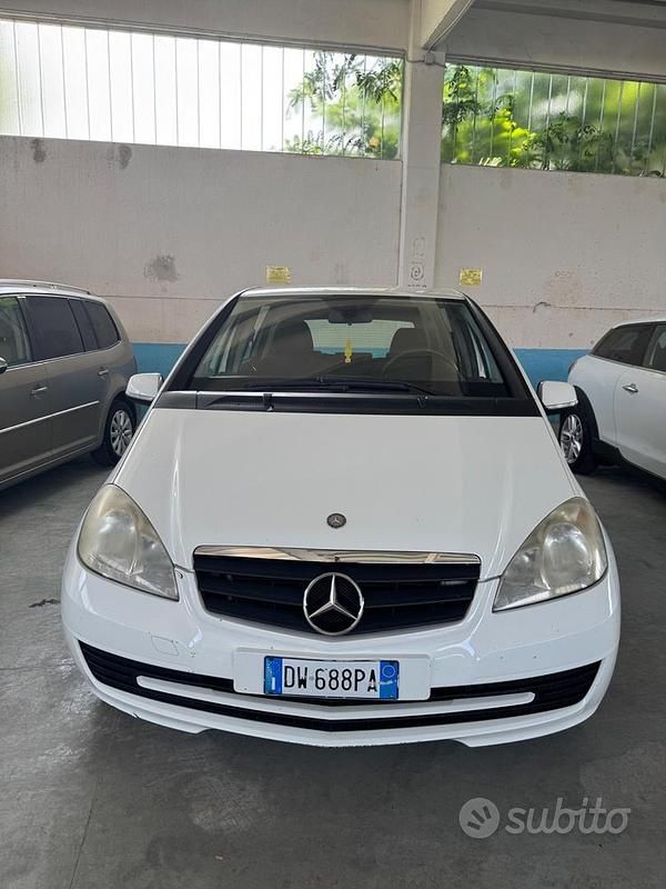 Usata Mercedes A150 Avantgarde 95 CV (69 kW) 2009 Bianco Berlina